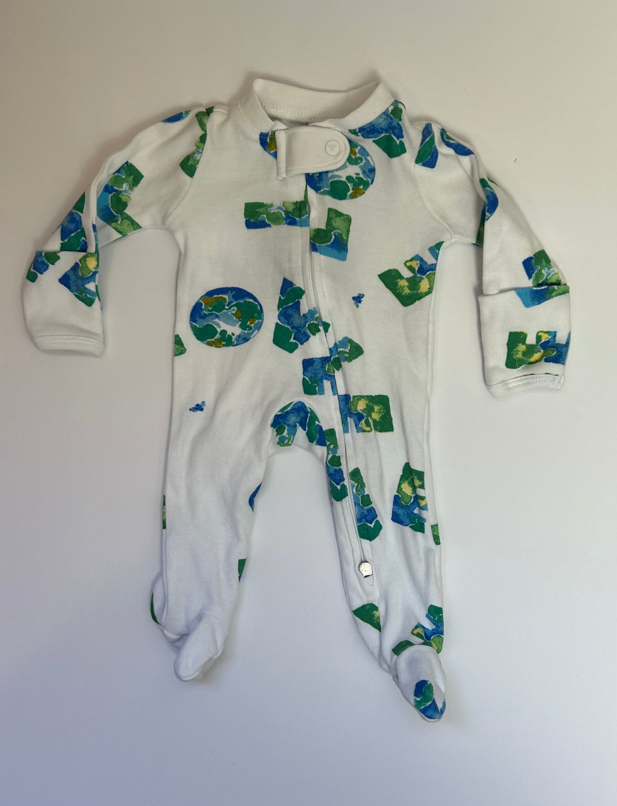 Burt’s Bees Baby White World Footie Preemie