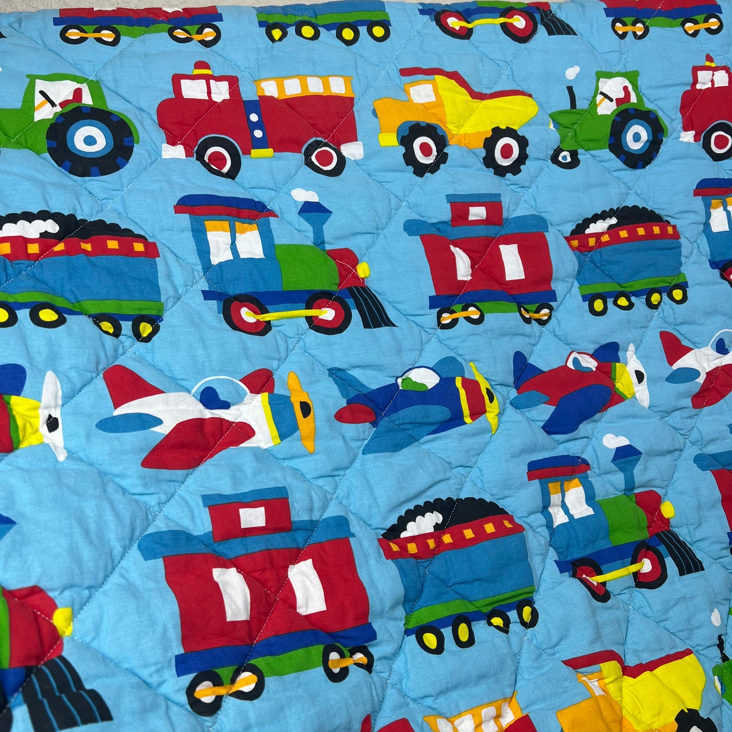 Olive Kids Wildkin Small Quilt 43 x 59