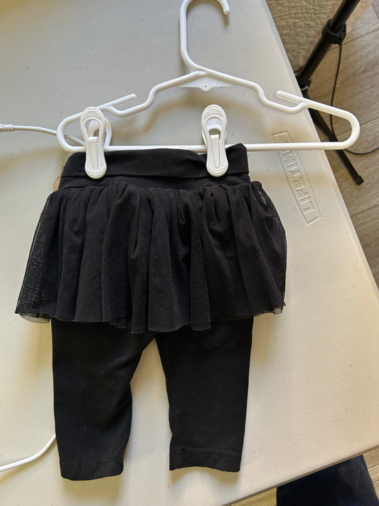 Baby Gap Black Pants w/ Tutu 3-6M