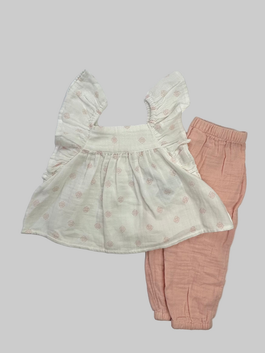 Baby Gap 2 Piece Muslin Top and Pants 3-6M