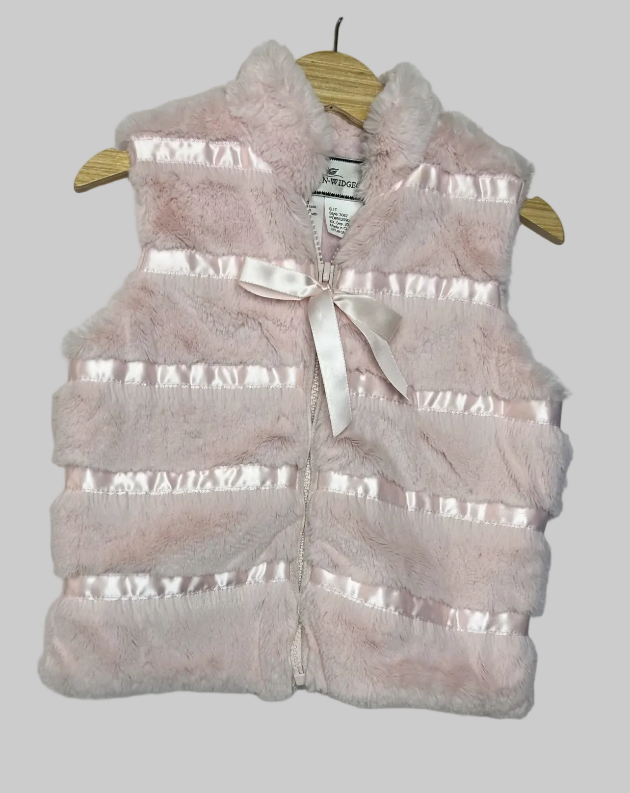 American Widgeon Pink Faux Fur Vest 3T